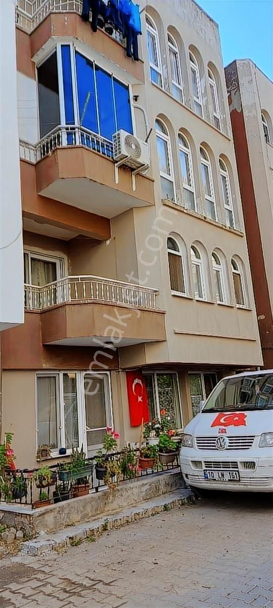 Dikili'de Denize Plaja Yakın 2+1 Ayrı Mutfak Jeotermalli Daire - Görsel 7