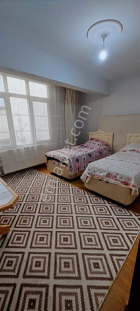 Dikili'de Denize Plaja Yakın 2+1 Ayrı Mutfak Jeotermalli Daire - Görsel 26