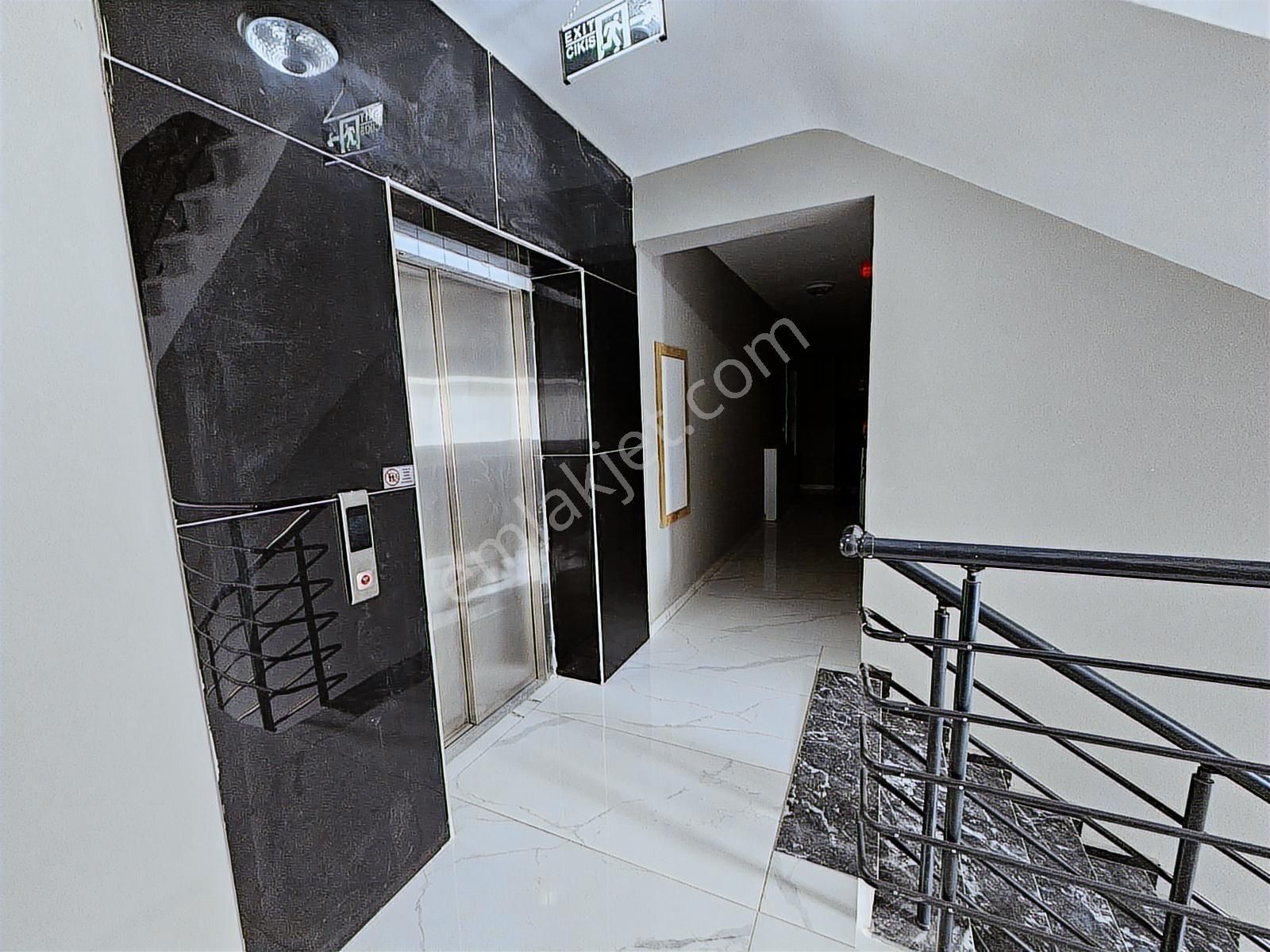 Çanakkale Karacaöğren Bolgesınde Kıralık Genıs Lux Daıre - Görsel 15