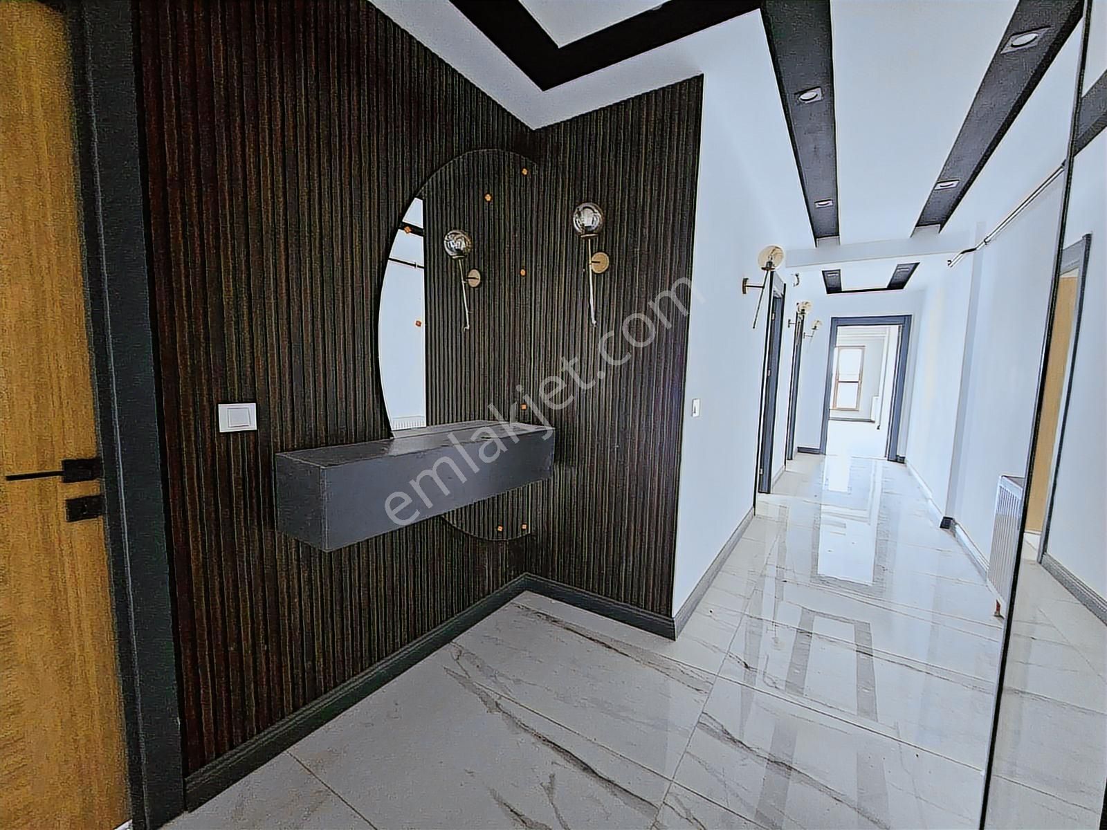 Çanakkale Karacaöğren Bolgesınde Kıralık Genıs Lux Daıre - Görsel 18