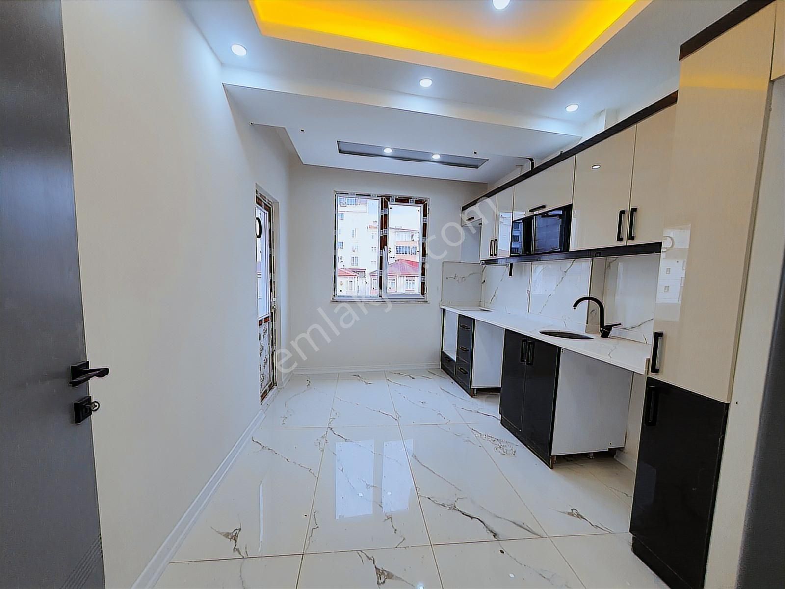 Hacılar Çeşmesinde Okula, Pazara, Caddeye Yakın, Ön Cephe 2+1 - Görsel 25