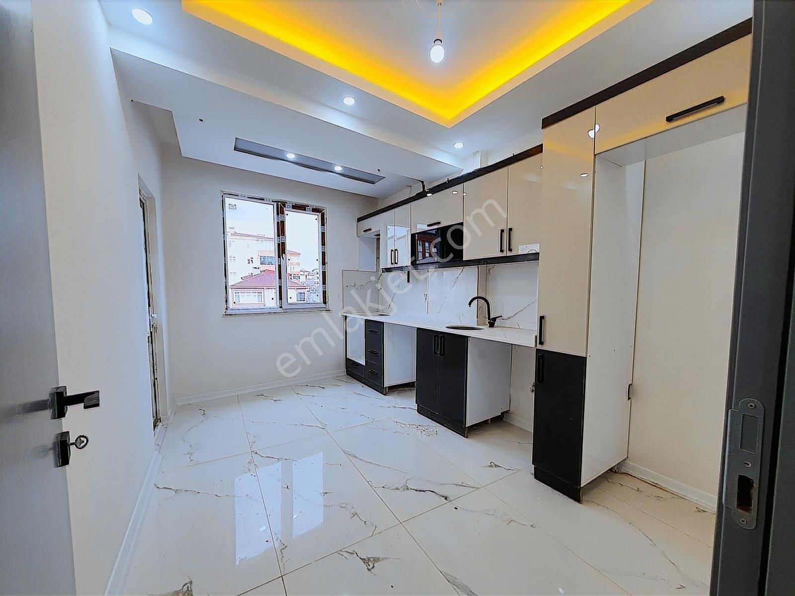 Hacılar Çeşmesinde Okula, Pazara, Caddeye Yakın, Ön Cephe 2+1 - Görsel 24