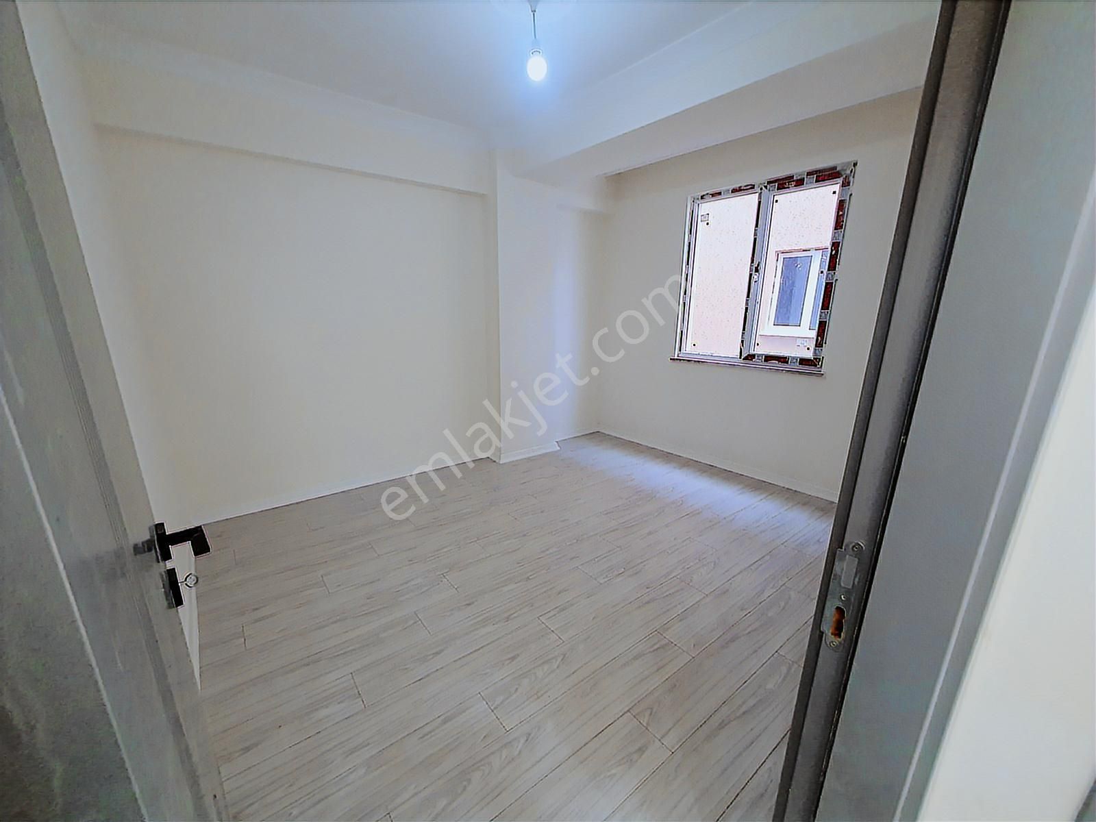 Hacılar Çeşmesinde Okula, Pazara, Caddeye Yakın, Ön Cephe 2+1 - Görsel 18