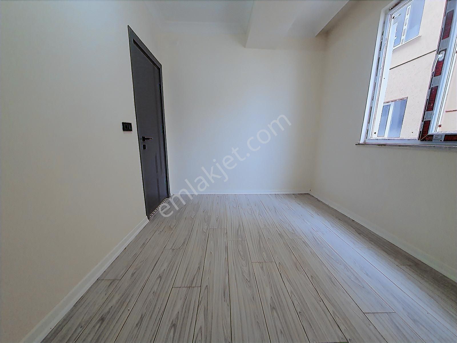 Hacılar Çeşmesinde Okula, Pazara, Caddeye Yakın, Ön Cephe 2+1 - Görsel 11