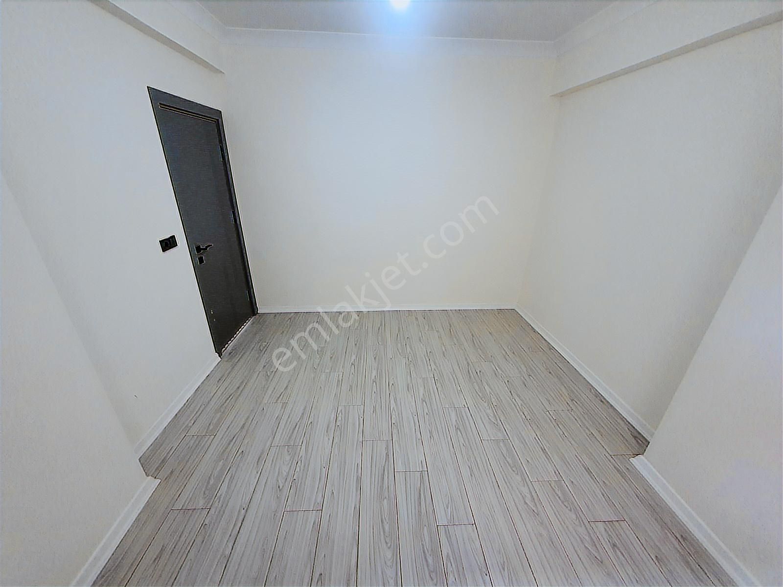 Hacılar Çeşmesinde Okula, Pazara, Caddeye Yakın, Ön Cephe 2+1 - Görsel 9