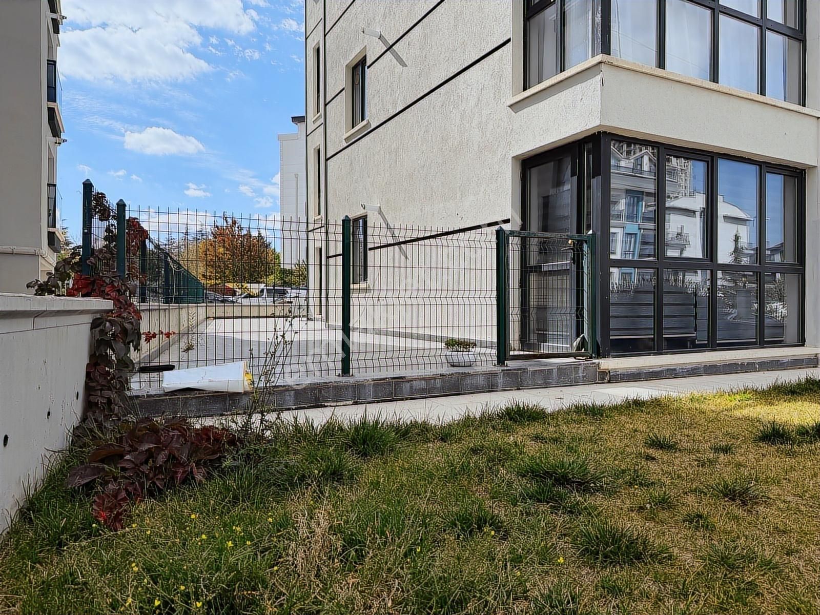 Eşyalı/teraslı Satılık 1+1-kapalı Otopark - Görsel 34