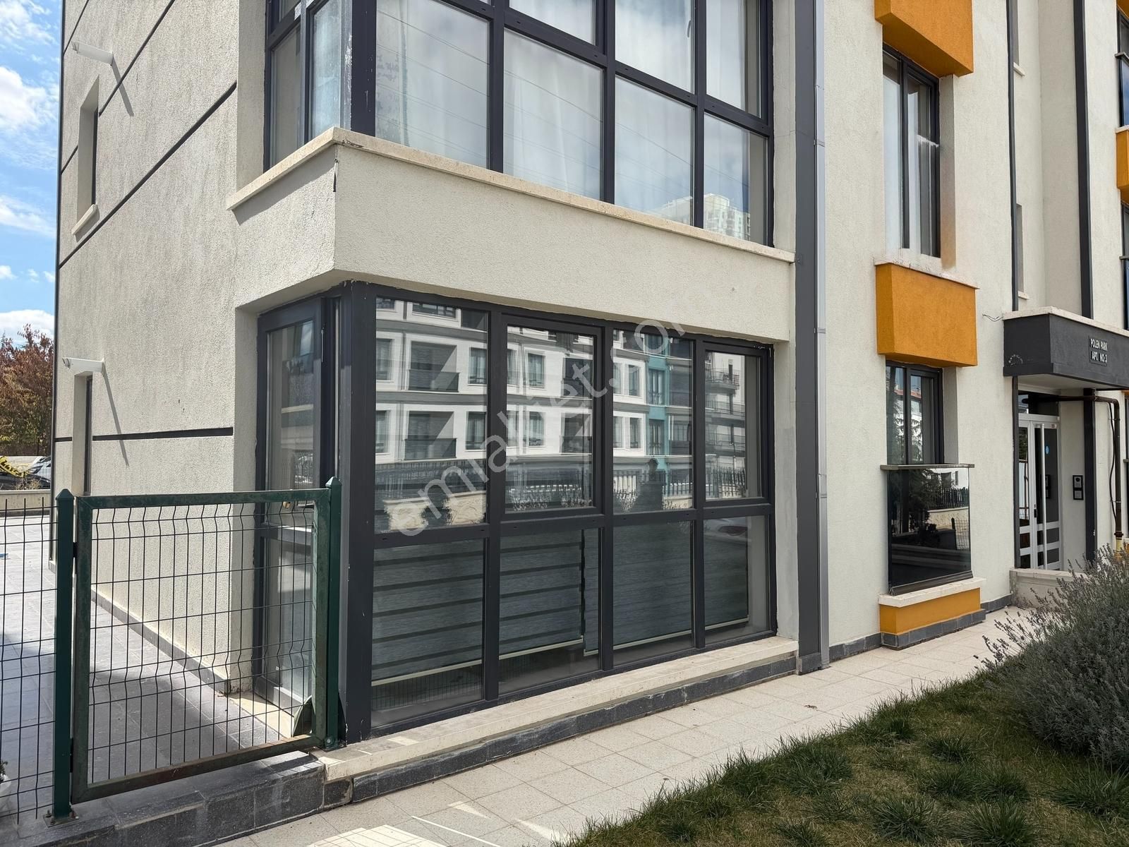 Eşyalı/teraslı Satılık 1+1-kapalı Otopark - Görsel 32