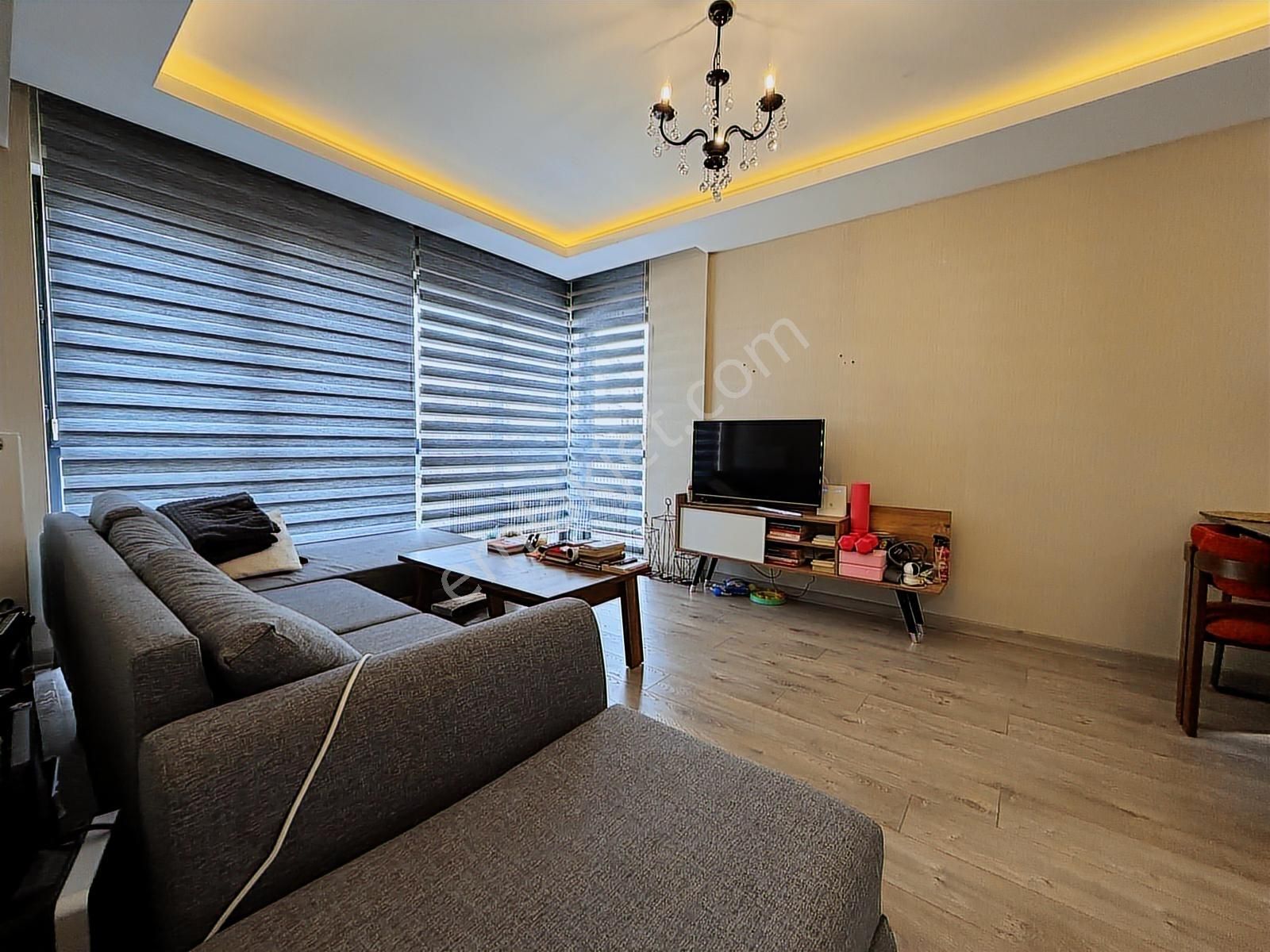 Eşyalı/teraslı Satılık 1+1-kapalı Otopark - Görsel 5