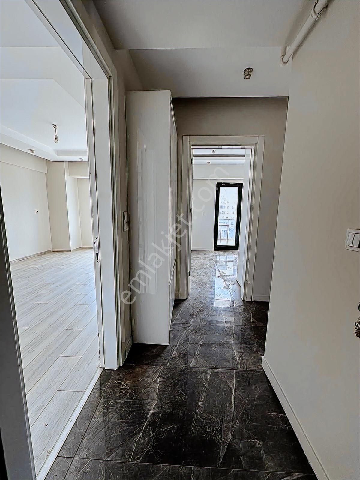 Yse Kavşağında Kiralık 2+1 95m2 Daire - Görsel 2