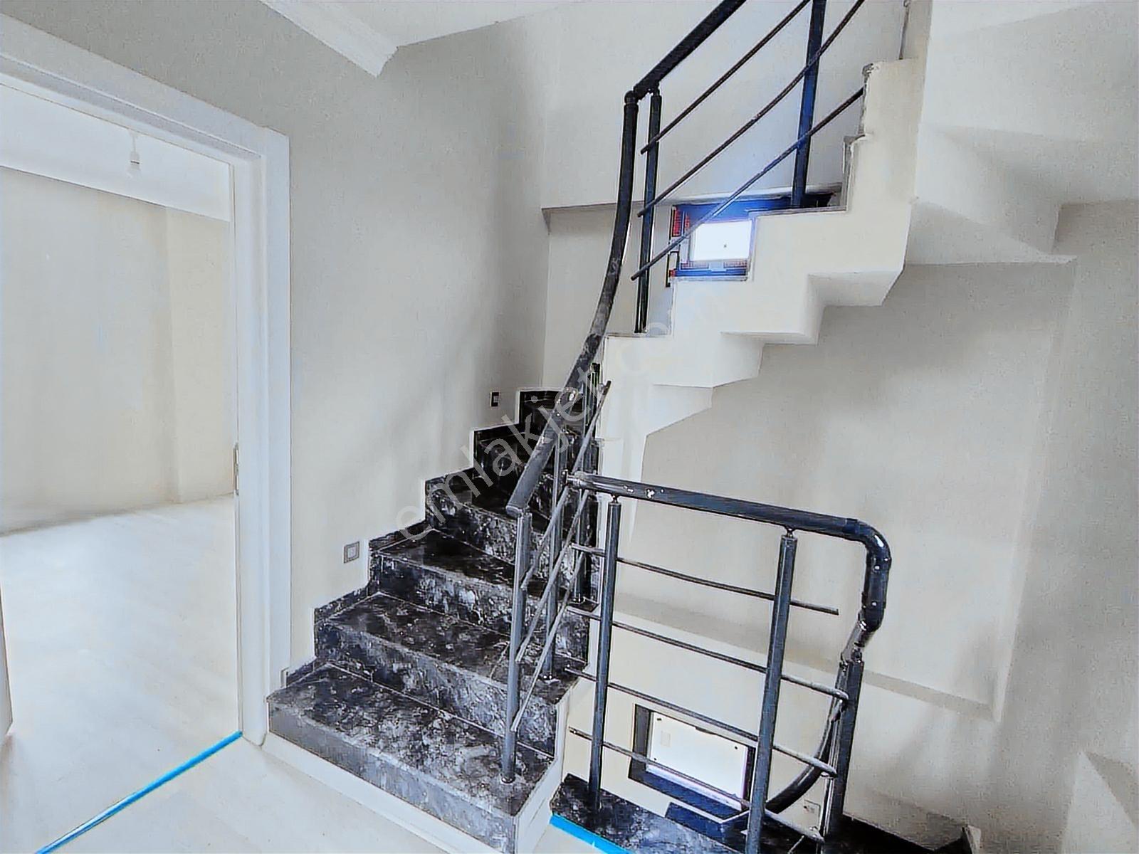 Tekirdağ Yeniçiftlik'de İskanlı Müstakil Villa#kartallar'dan# - Görsel 16