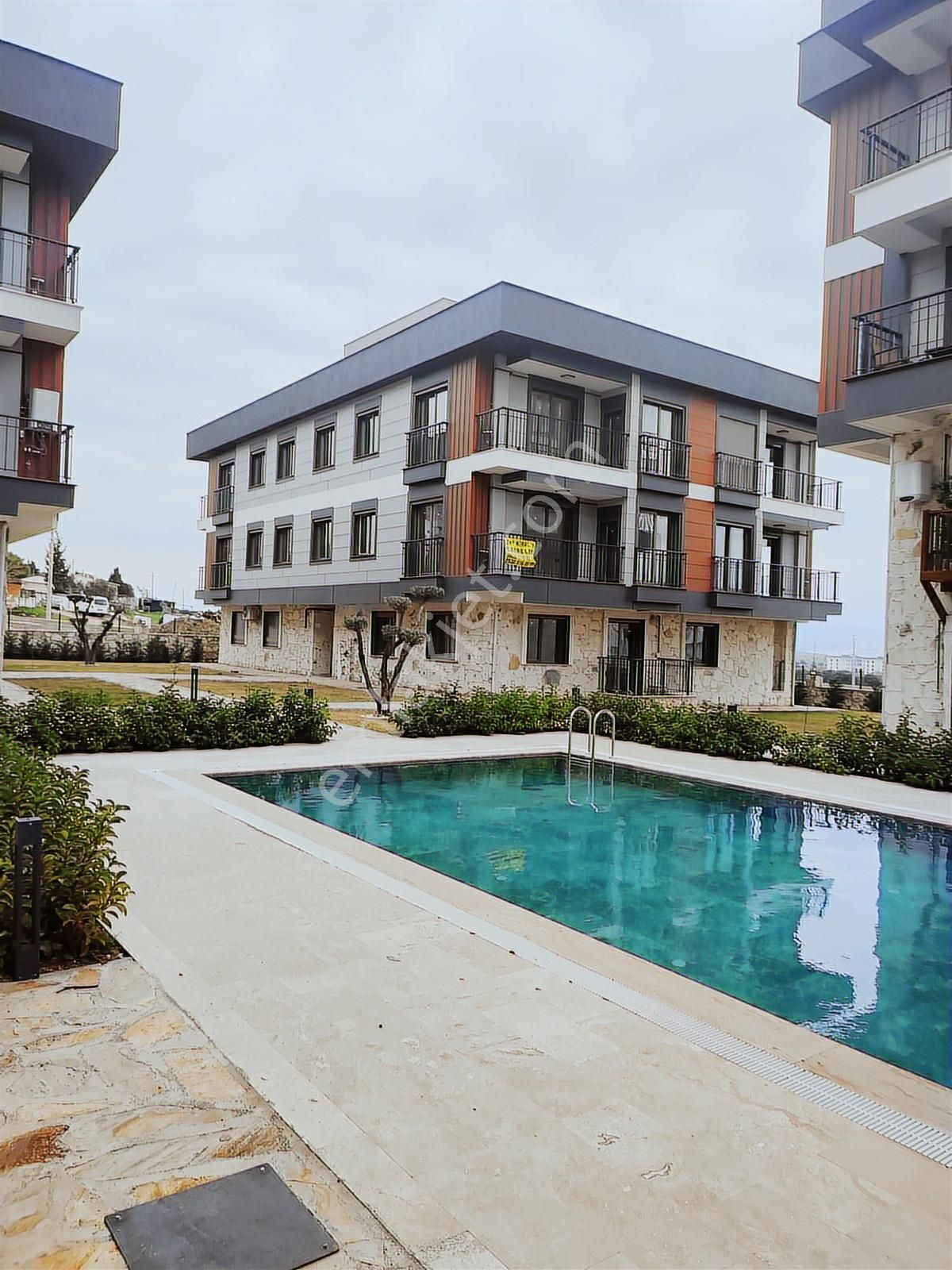 Kurtuluş Mh.havuzlu Site İçerisinde Kiralık Daire - Görsel 3