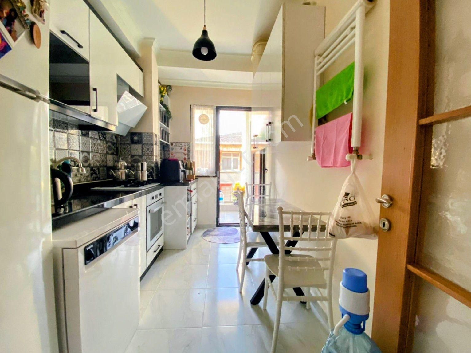 Aydınlar Mahallesi'nde, 3+1 ,130m2 Arakat Daire - Görsel 18