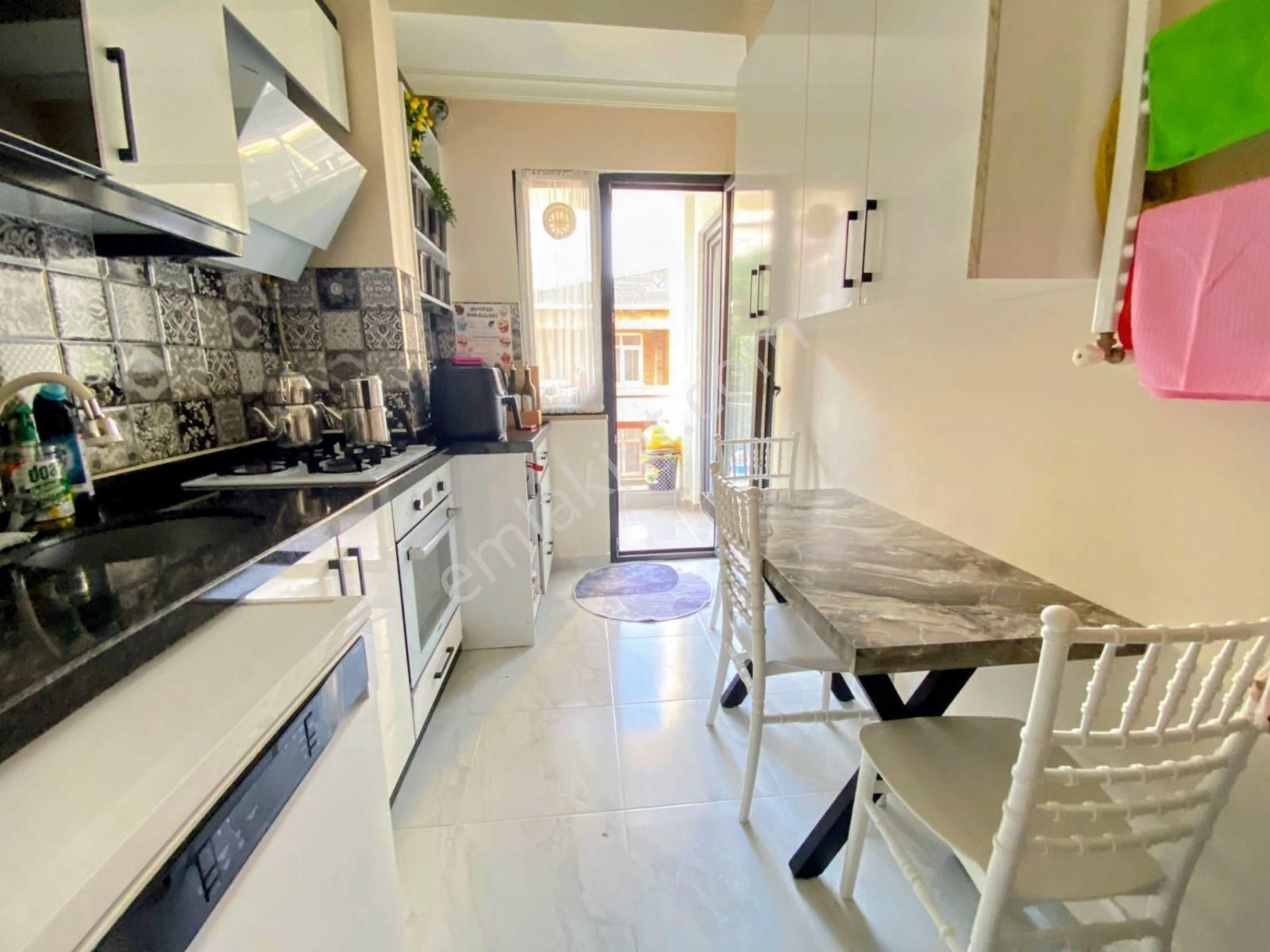 Aydınlar Mahallesi'nde, 3+1 ,130m2 Arakat Daire - Görsel 4