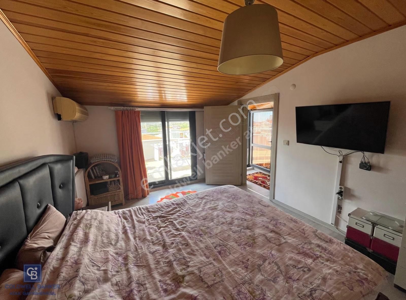 Seferihisar Camikebir'de İzmir Caddesi Üzeri Doubleks 3+1 Daire - Görsel 26