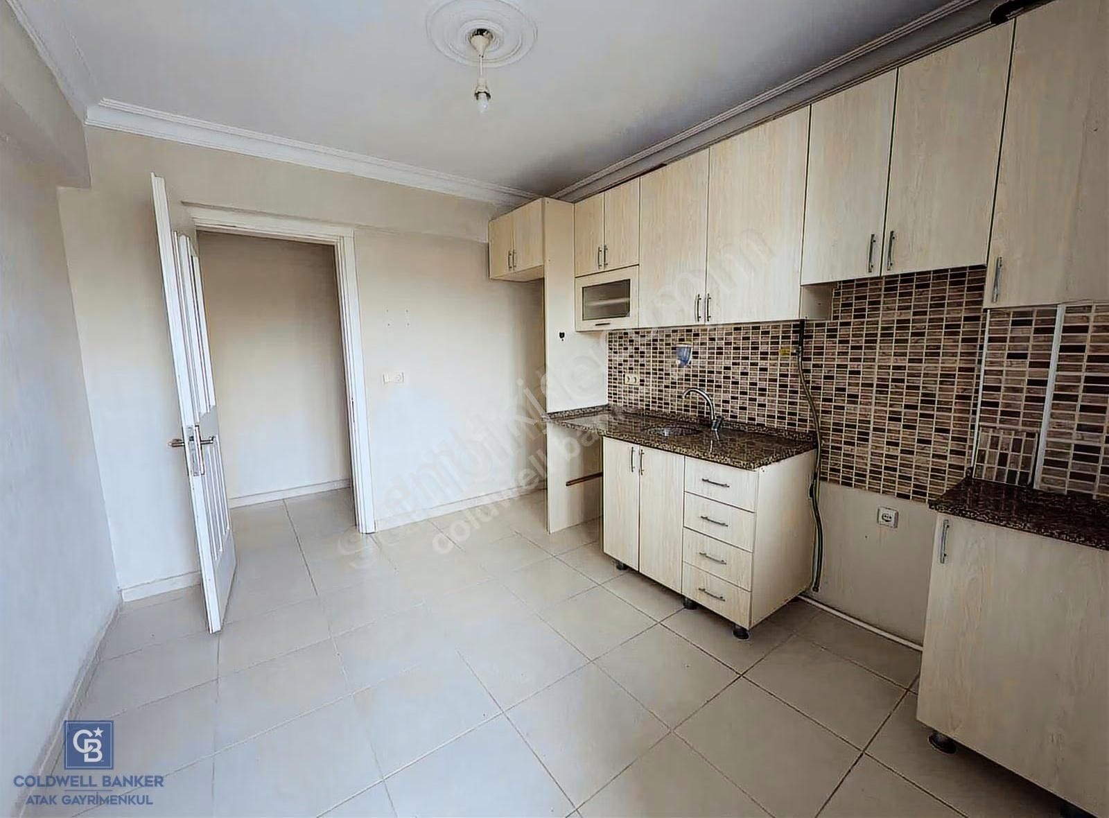 Seferihisar Camikebir'de Kiralık 3+1 Daire - Görsel 4