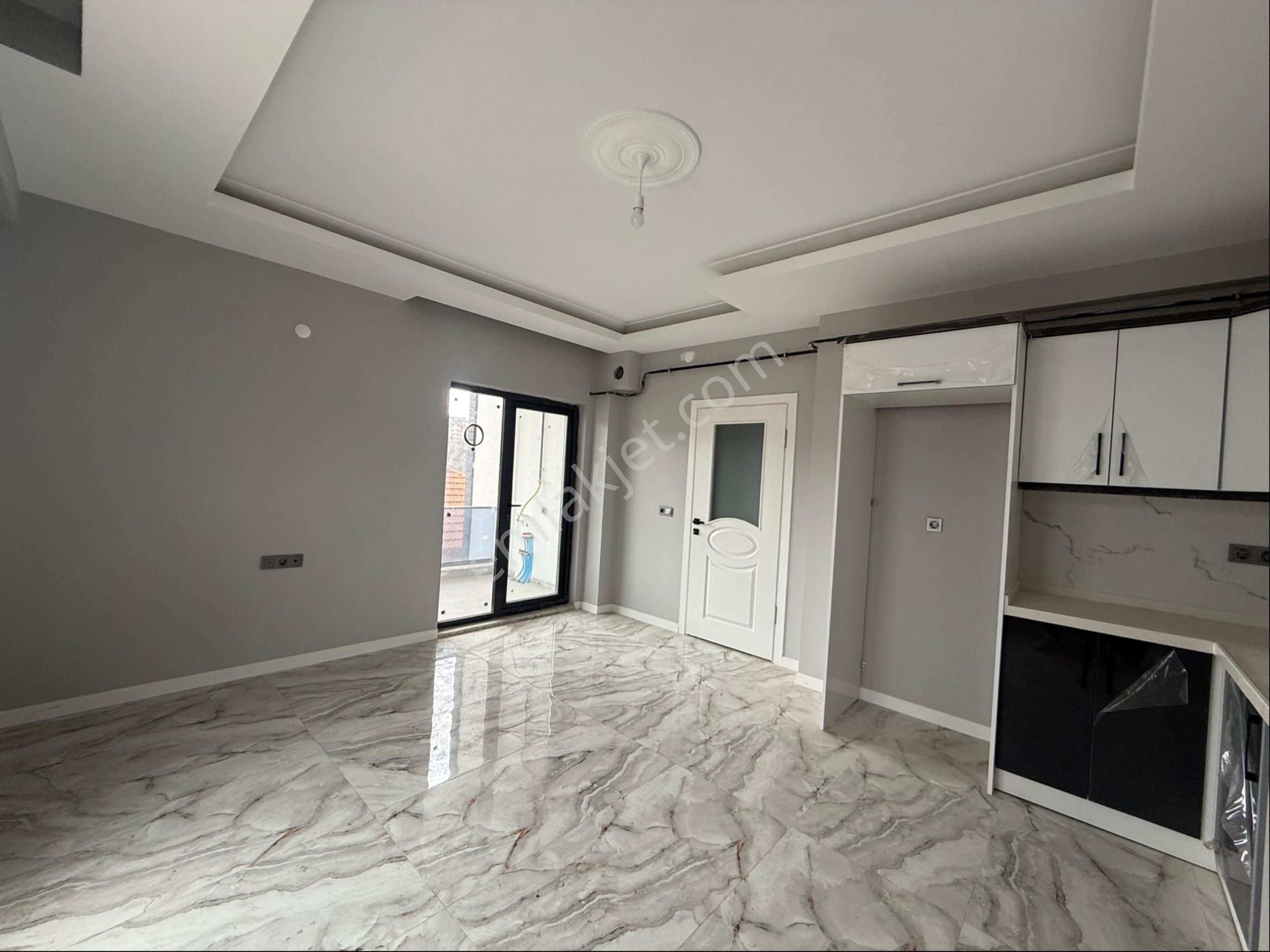 Sakarya Adapazarı Kiralık Sıfır 2+1 Daire Remax Desıgn - Görsel 4