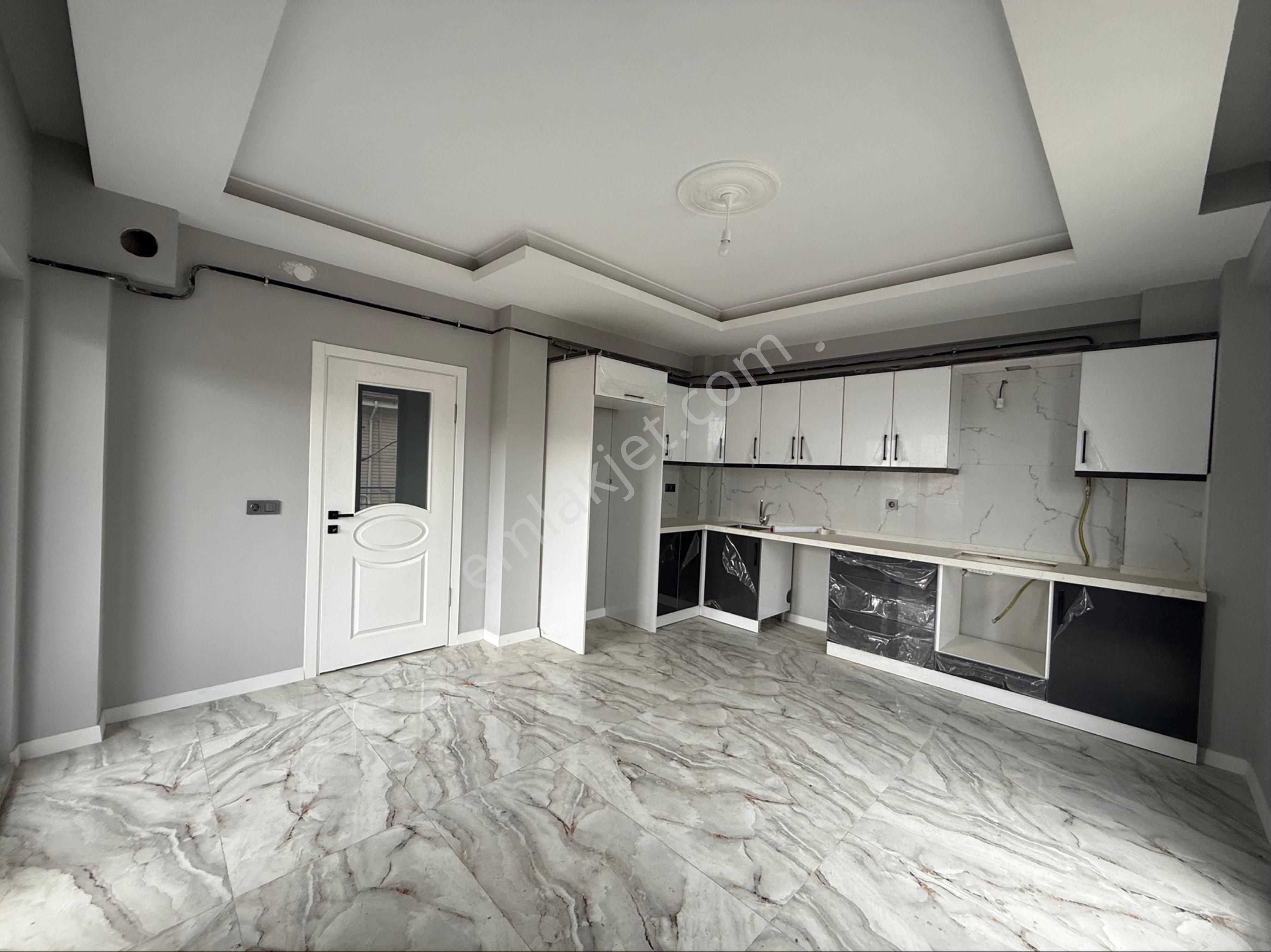 Sakarya Adapazarı Kiralık Sıfır 2+1 Daire Remax Desıgn