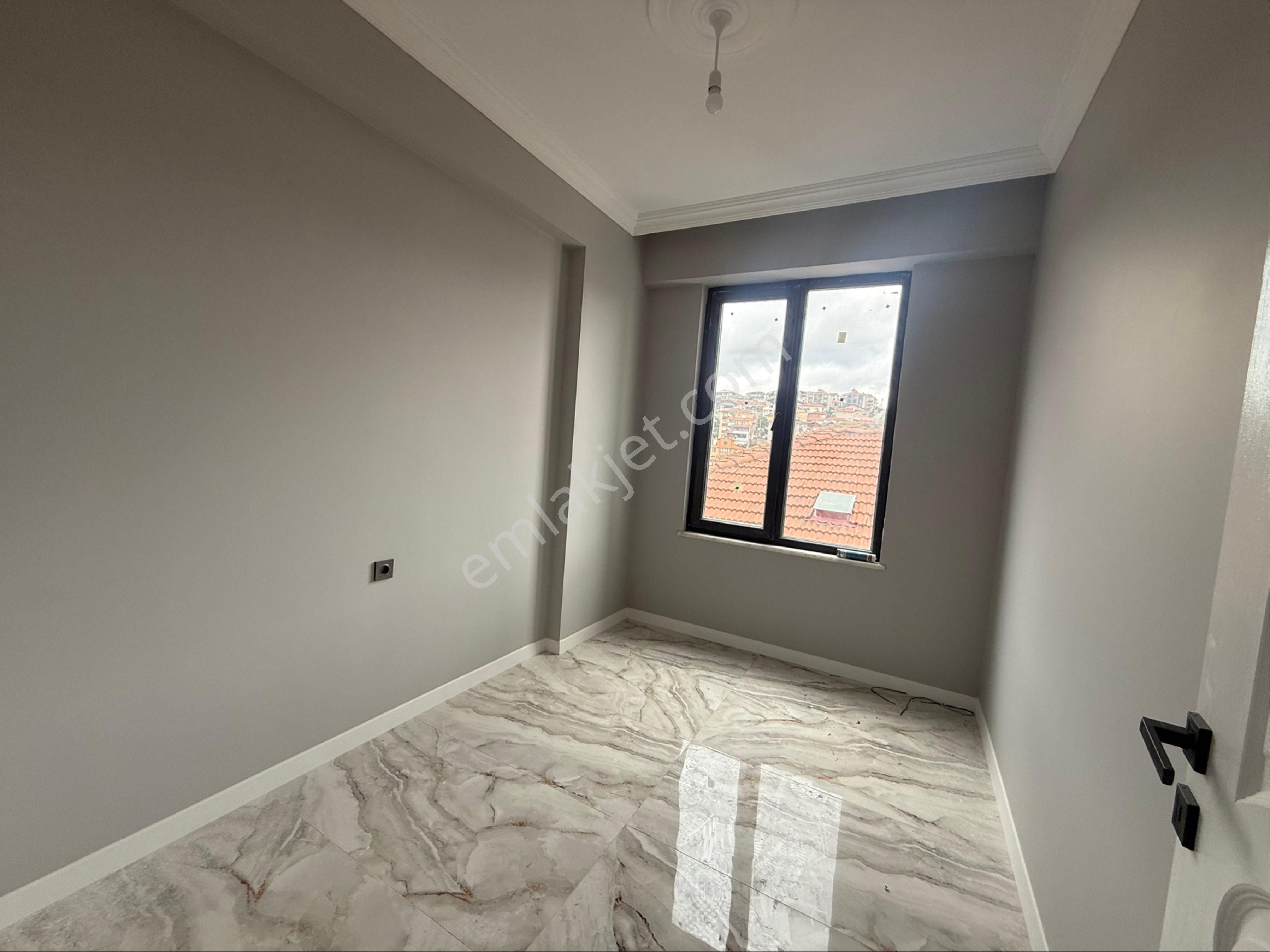 Sakarya Adapazarı Kiralık Sıfır 2+1 Daire Remax Desıgn - Görsel 8