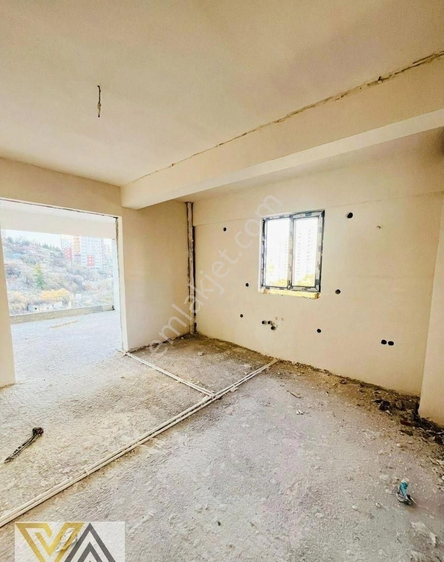 Valentia'dan 4 Ay Sonra Teslim Satılık 3+1 Sıfır Daire !!! - Görsel 4