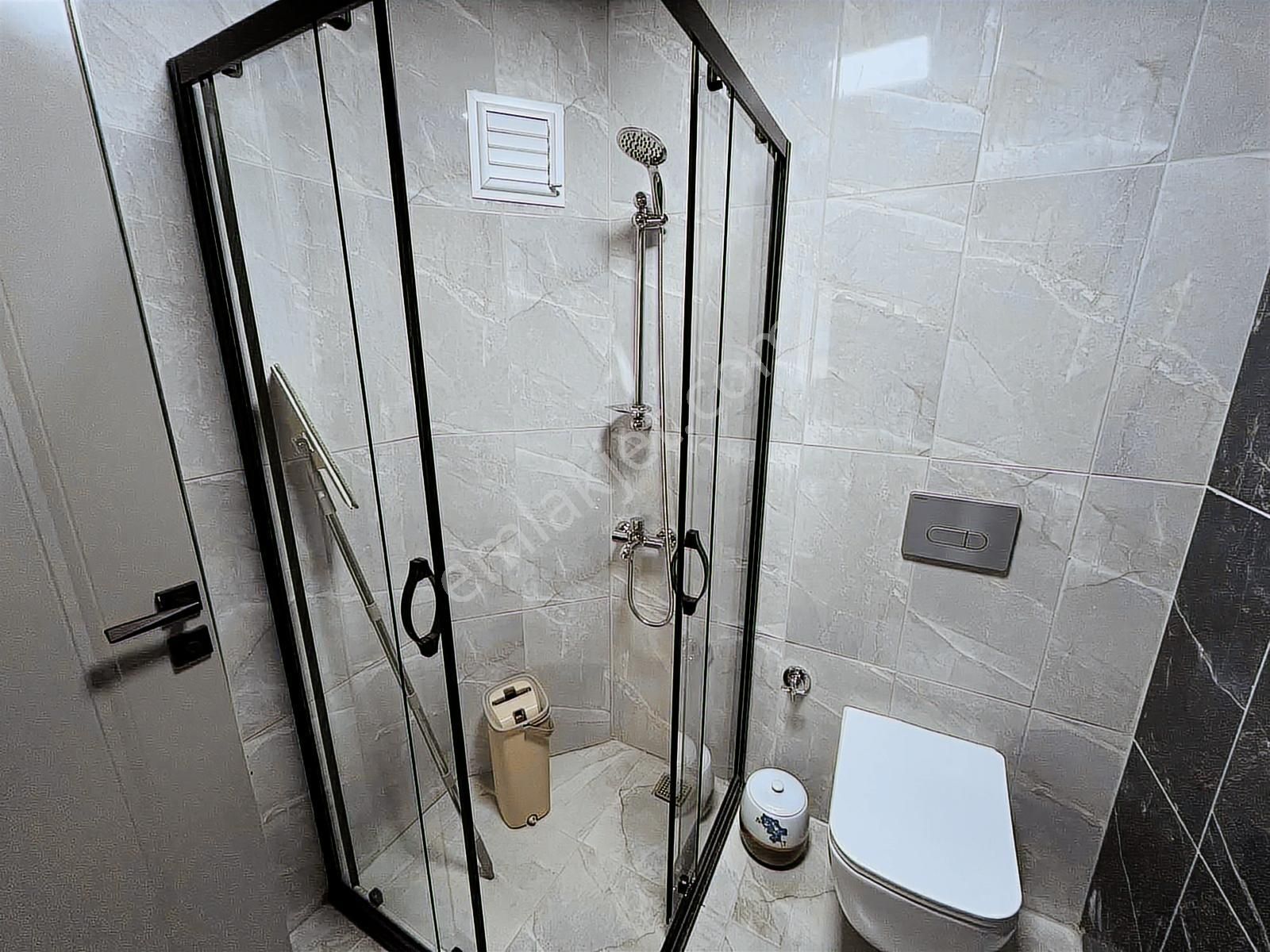 Alaçatı'dan İncek'te Butik Site Lüx Daire Eşyalı 1+1 Kiralık - Görsel 26