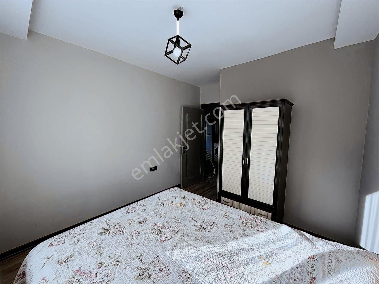 Alaçatı'dan İncek'te Butik Site Lüx Daire Eşyalı 1+1 Kiralık - Görsel 10