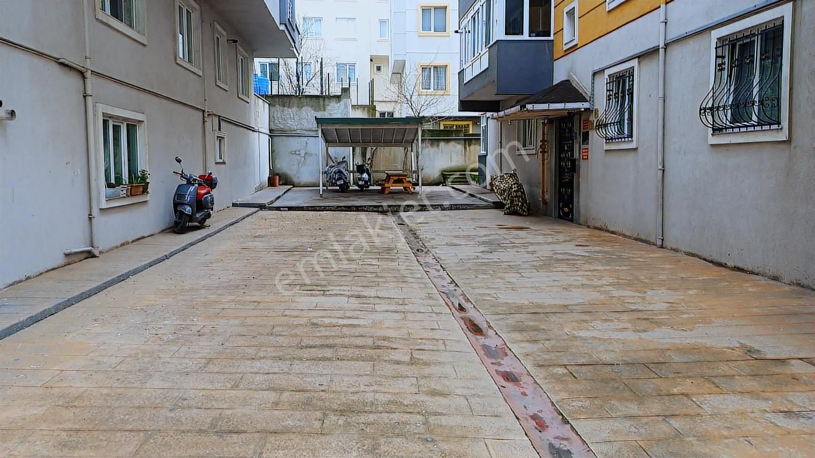 Çerkezköy İstasyon Mahallesi'nde 3+1 Kiralık Daire - Görsel 16