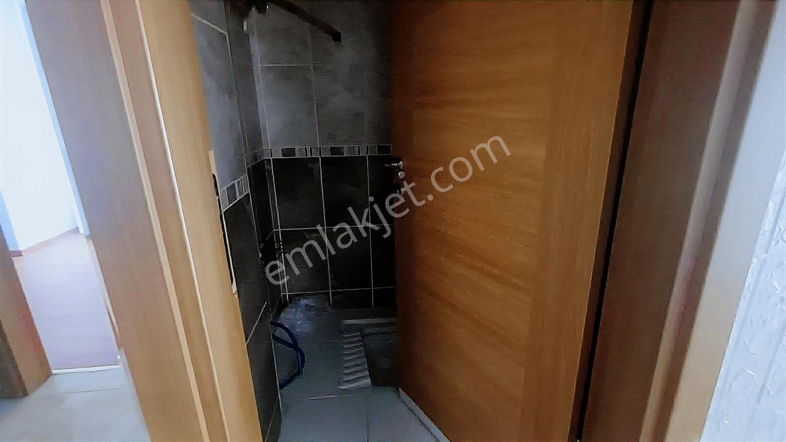 Çerkezköy İstasyon Mahallesi'nde 3+1 Kiralık Daire - Görsel 12