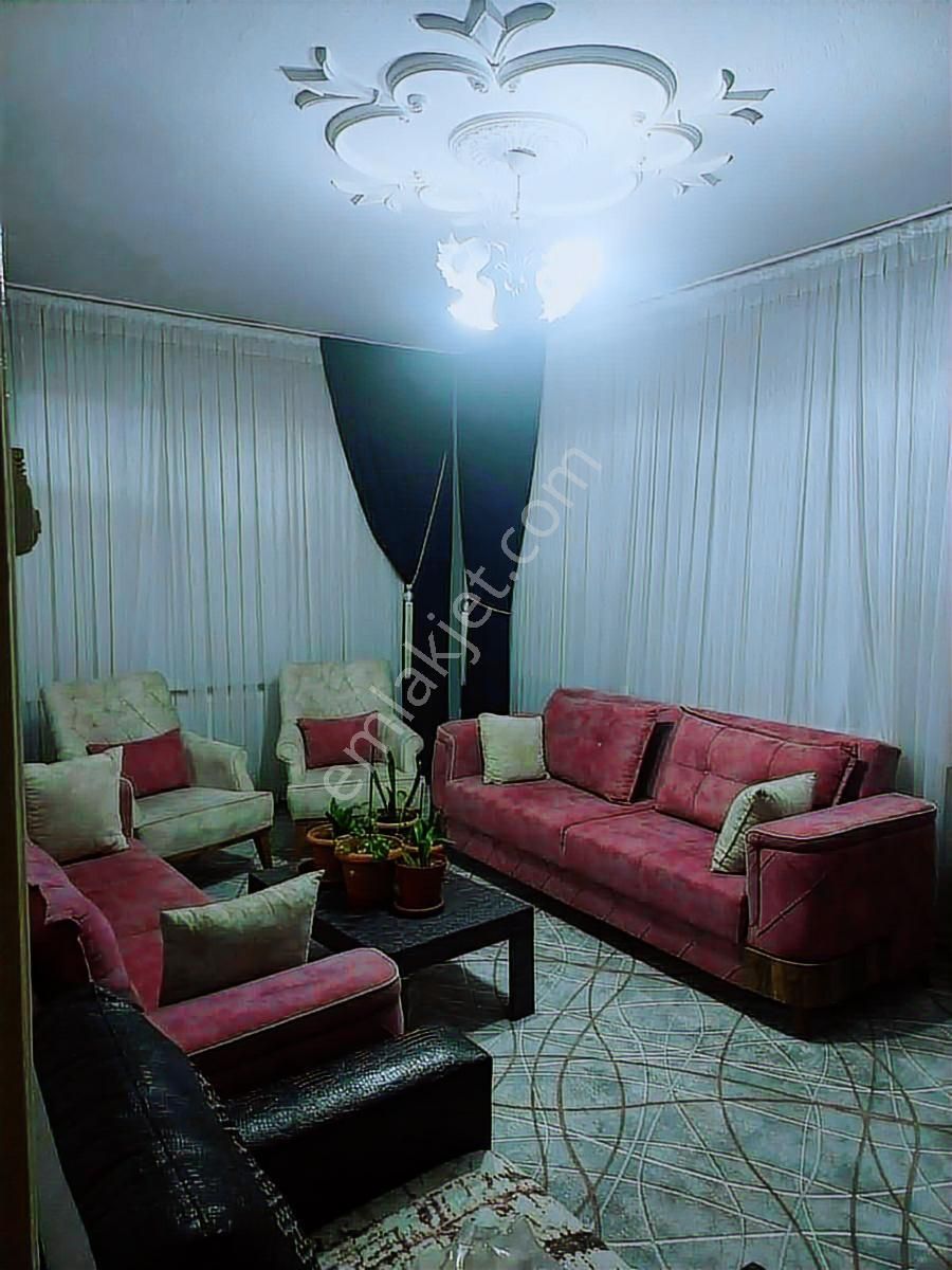 Fatih Işıklarda Arakat 4+1 Daire