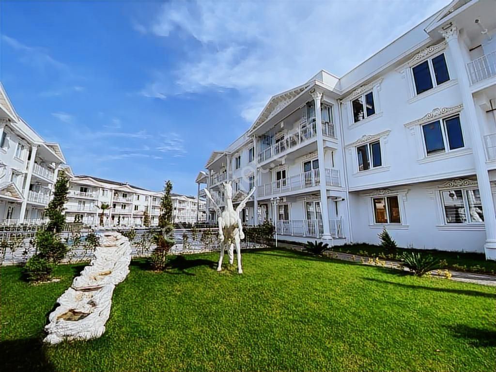 Emsalsiz Sitede Konforlu Yaşama Davetlisiniz 2+1 Köşe Daire - Görsel 28