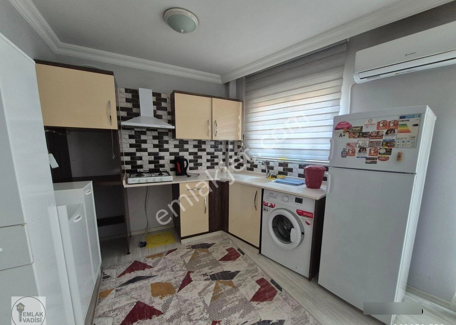 Karaçay Mah.'de Dörtyol Meydanda 1+1 Eşyalı Kiralık Daire - Görsel 13