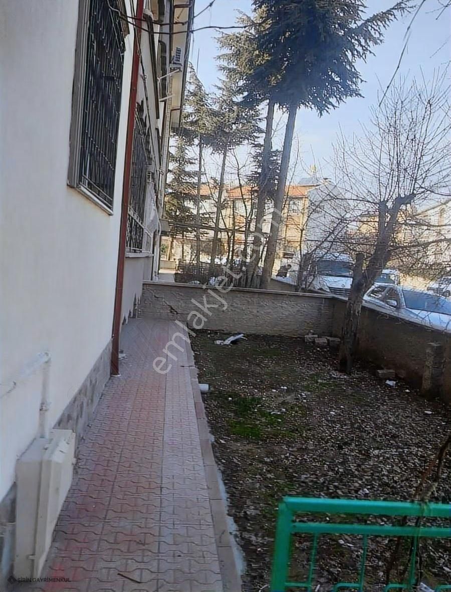 Şirin Gayrimenkulden Aydınlıkevler De Kiralık Daire - Görsel 30