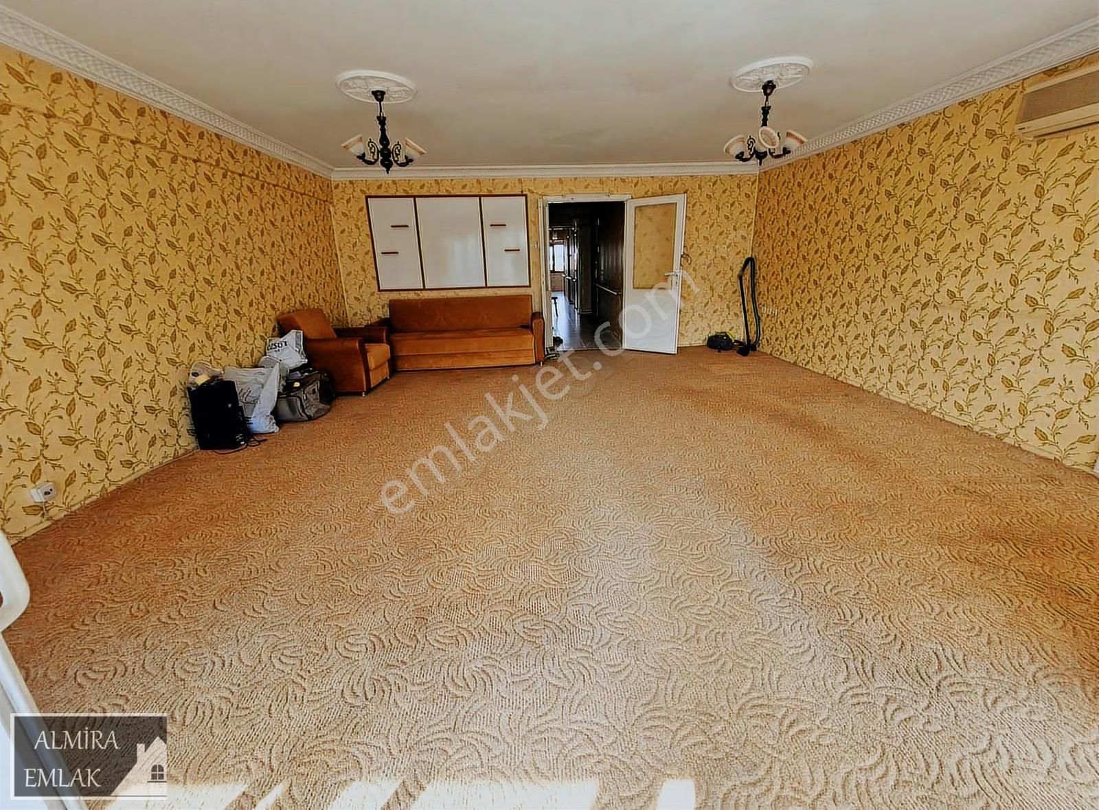 Üçyol Meydanda Cadde Üzeri 3+1 140m2 Ara Kat Ferah Daire - Görsel 8