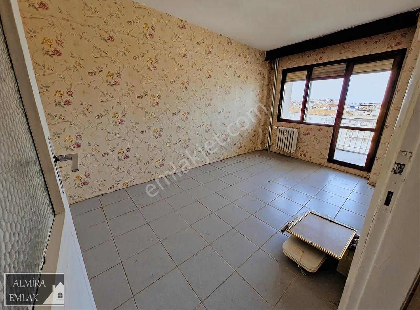 Üçyol Meydanda Cadde Üzeri 3+1 140m2 Ara Kat Ferah Daire - Görsel 34