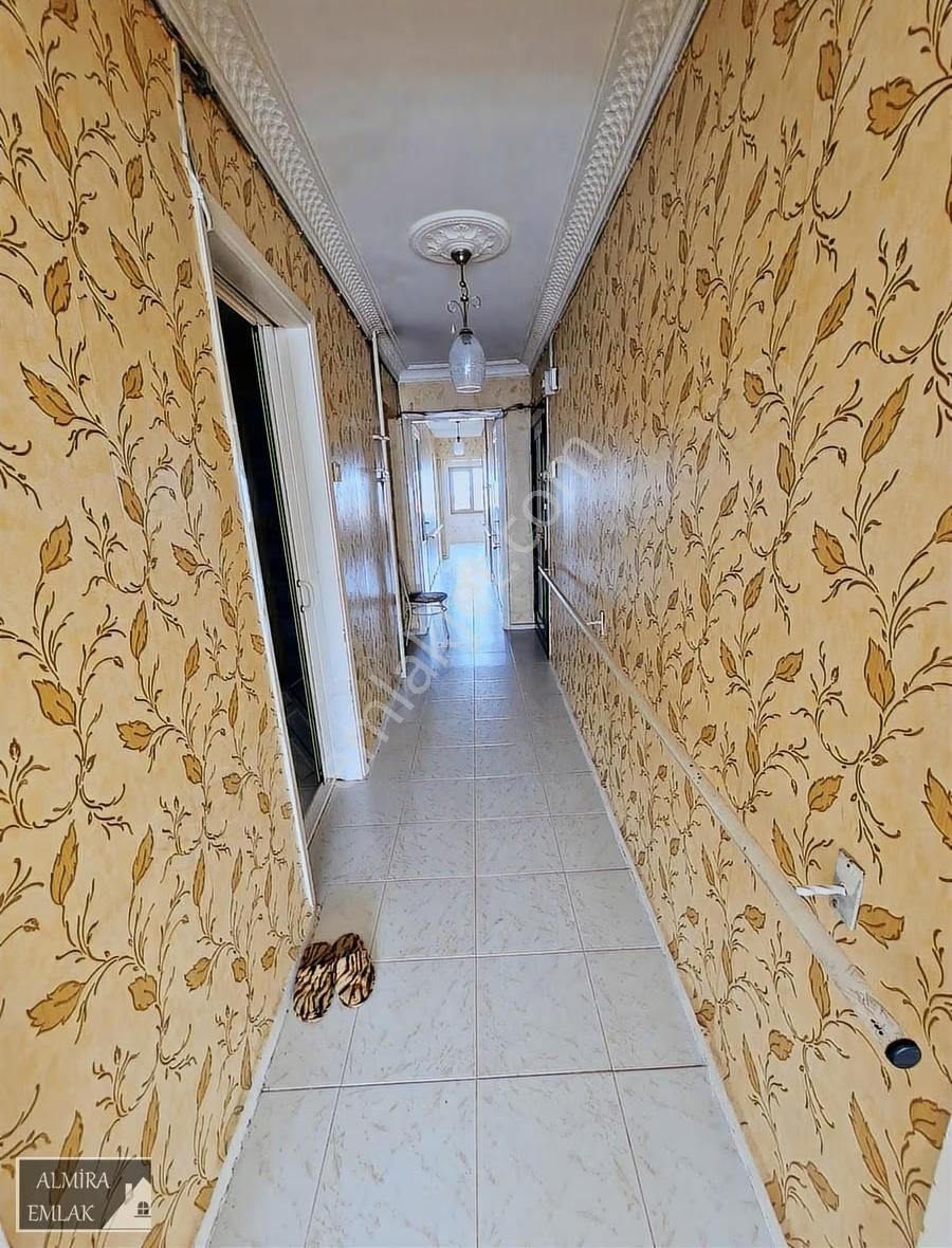 Üçyol Meydanda Cadde Üzeri 3+1 140m2 Ara Kat Ferah Daire - Görsel 12