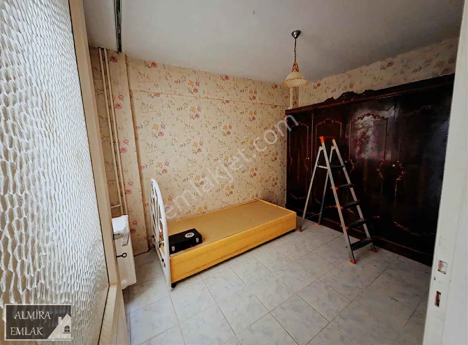 Üçyol Meydanda Cadde Üzeri 3+1 140m2 Ara Kat Ferah Daire - Görsel 17