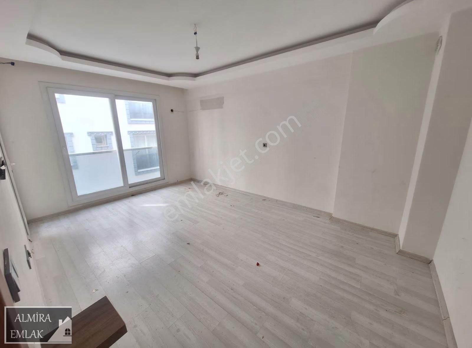 Bozyaka Da Yeni Bina Da 2+1 Arakat Otoparklı Asansörlü Kiralık