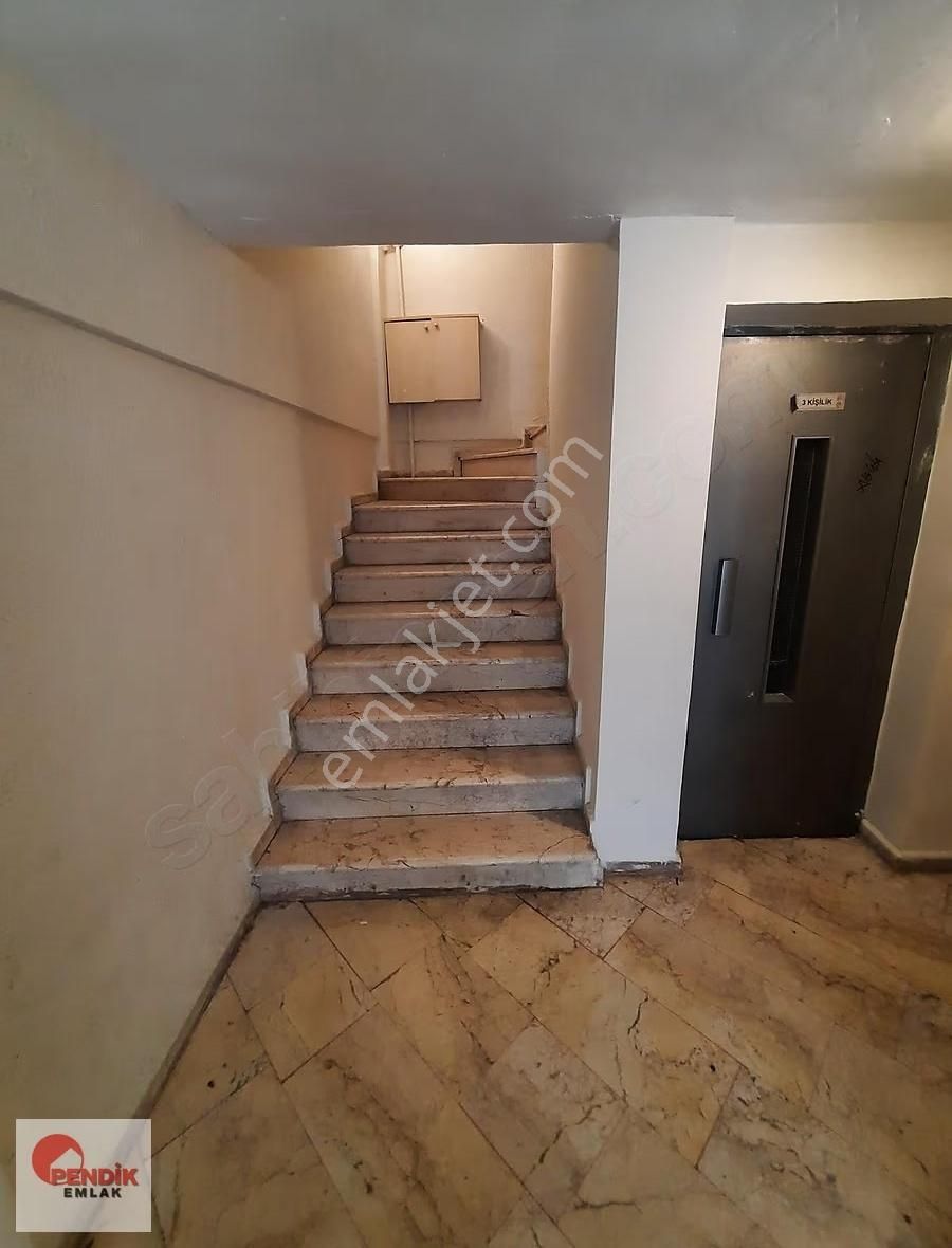 Pendik Uzmanı Cemal Kınay'dan Çarşıda Kiralık Ofis - Görsel 2