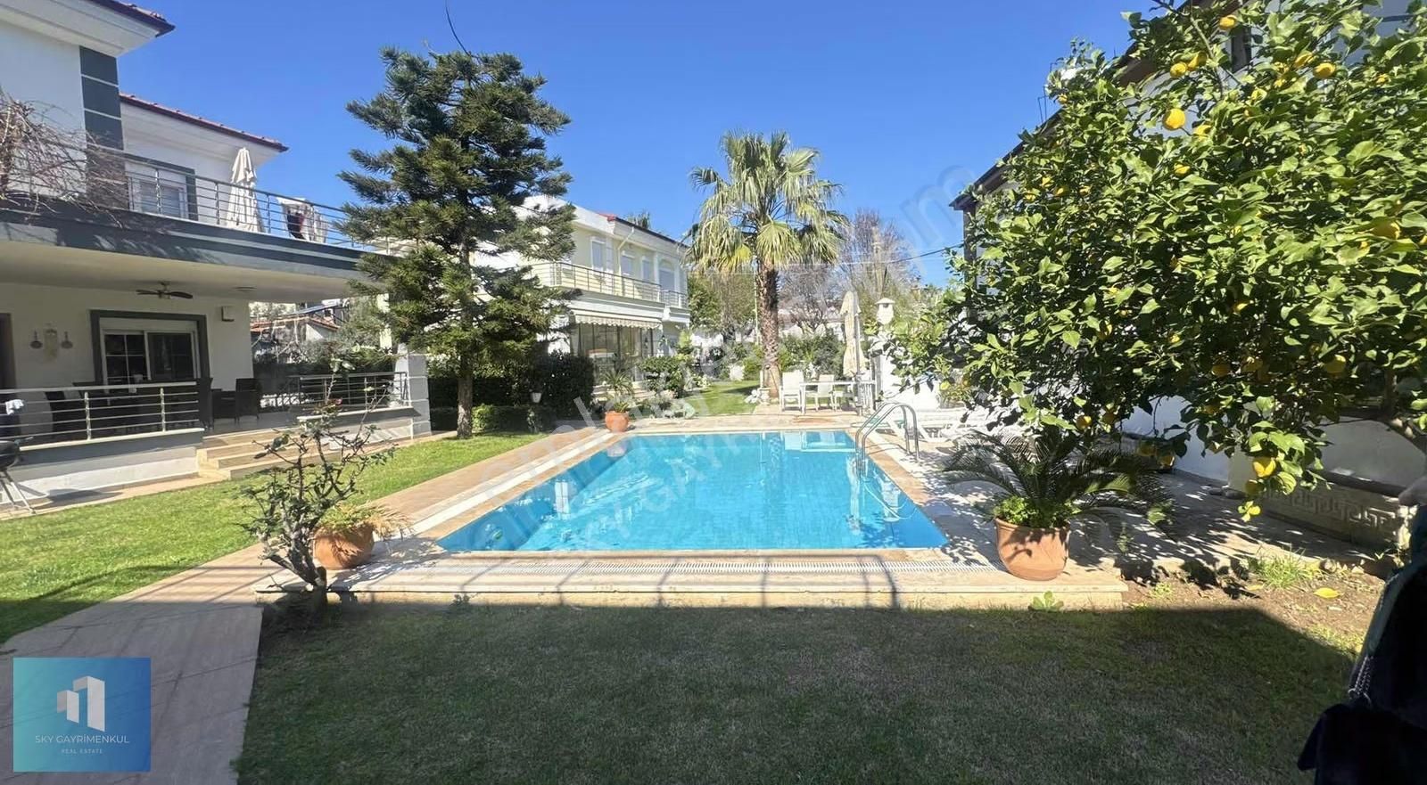 Marmaris Merkeze Yakın, Müstakil, Havuzlu Dubleks Villa - Görsel 18