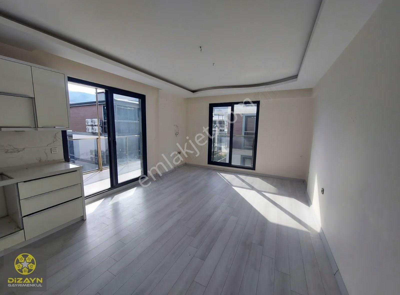 Kuşadası Davutlarda Havuzlu Sitede 2+1 Daire - Görsel 5