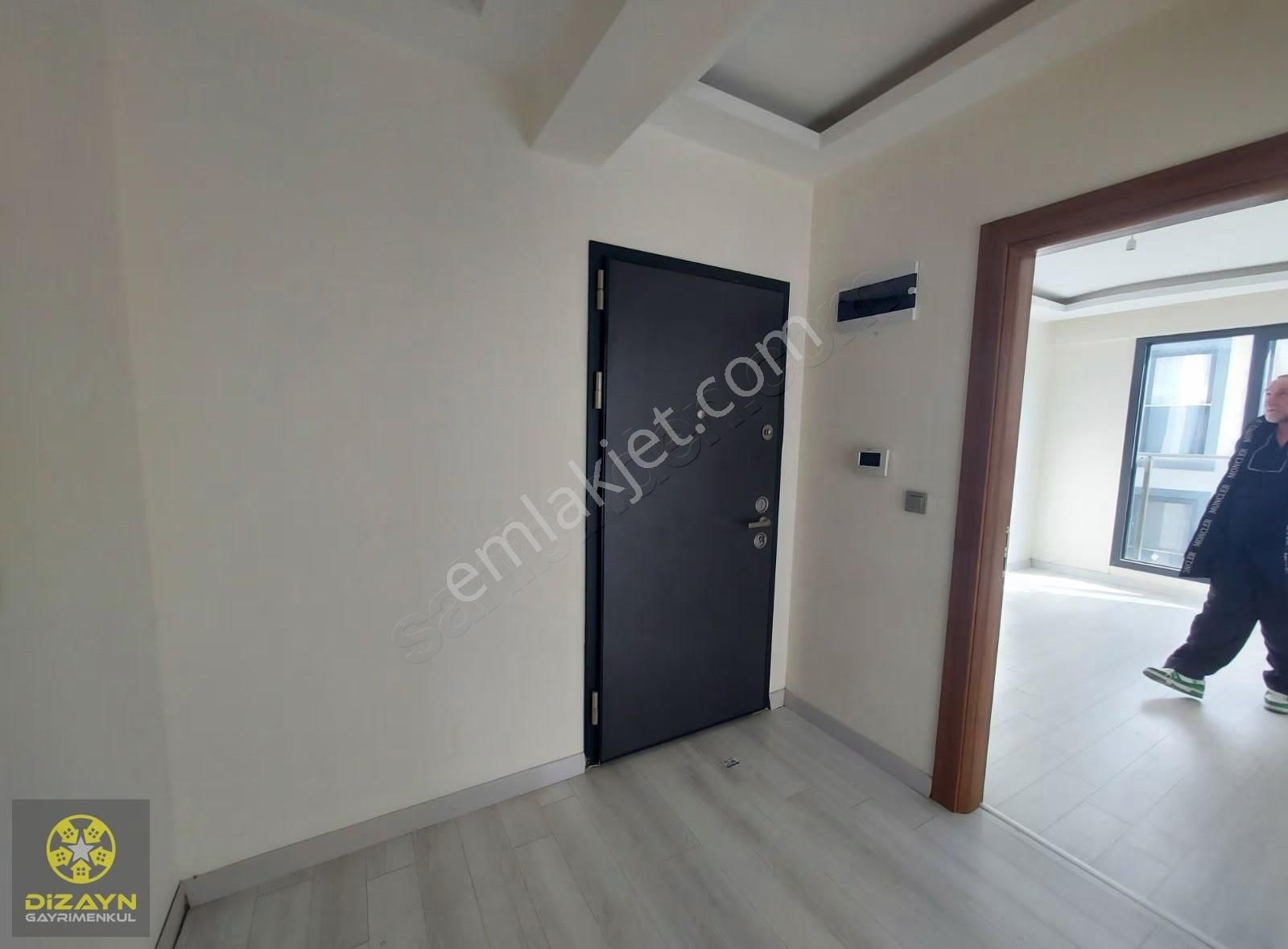 Kuşadası Davutlarda Havuzlu Sitede 2+1 Daire - Görsel 15