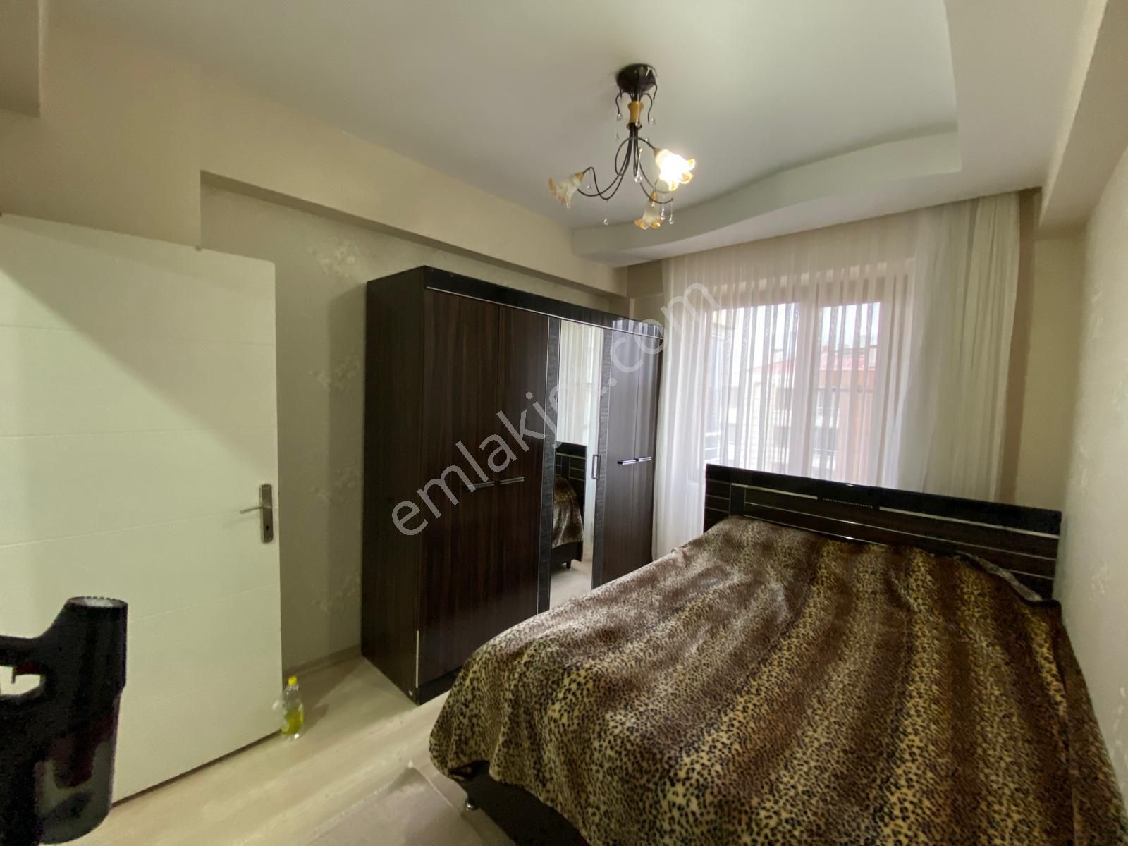 Bağcılar Aram Tıgran Caddesinde 3+1 Lüx Daire - Görsel 13