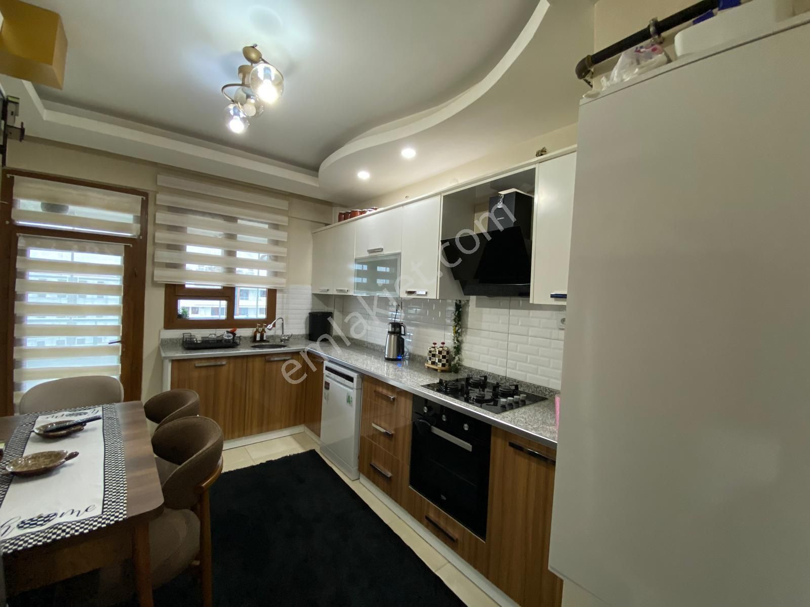 Bağcılar Aram Tıgran Caddesinde 3+1 Lüx Daire - Görsel 21
