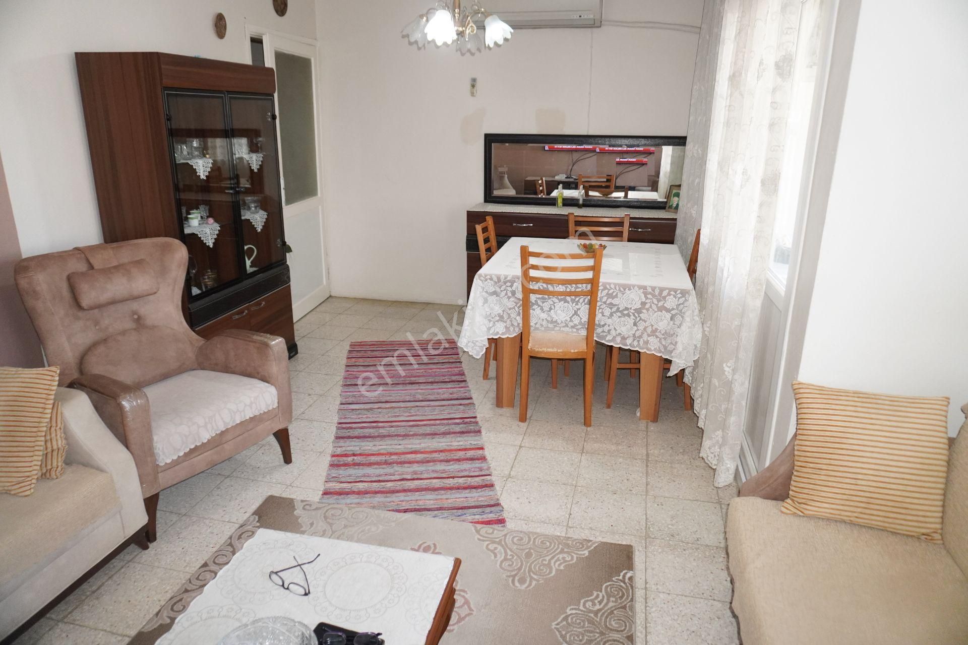 Egekentte Satılık 3+1 Çift Balkonlu+asansörlü Çiğli Serkan Dan - Görsel 8