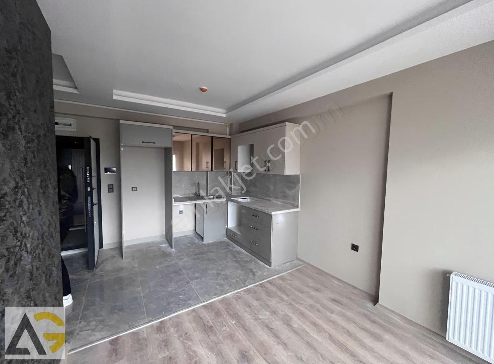 Aura Dan Mezitlide Kiralık Eşyalı 1+1 Daire - Görsel 2