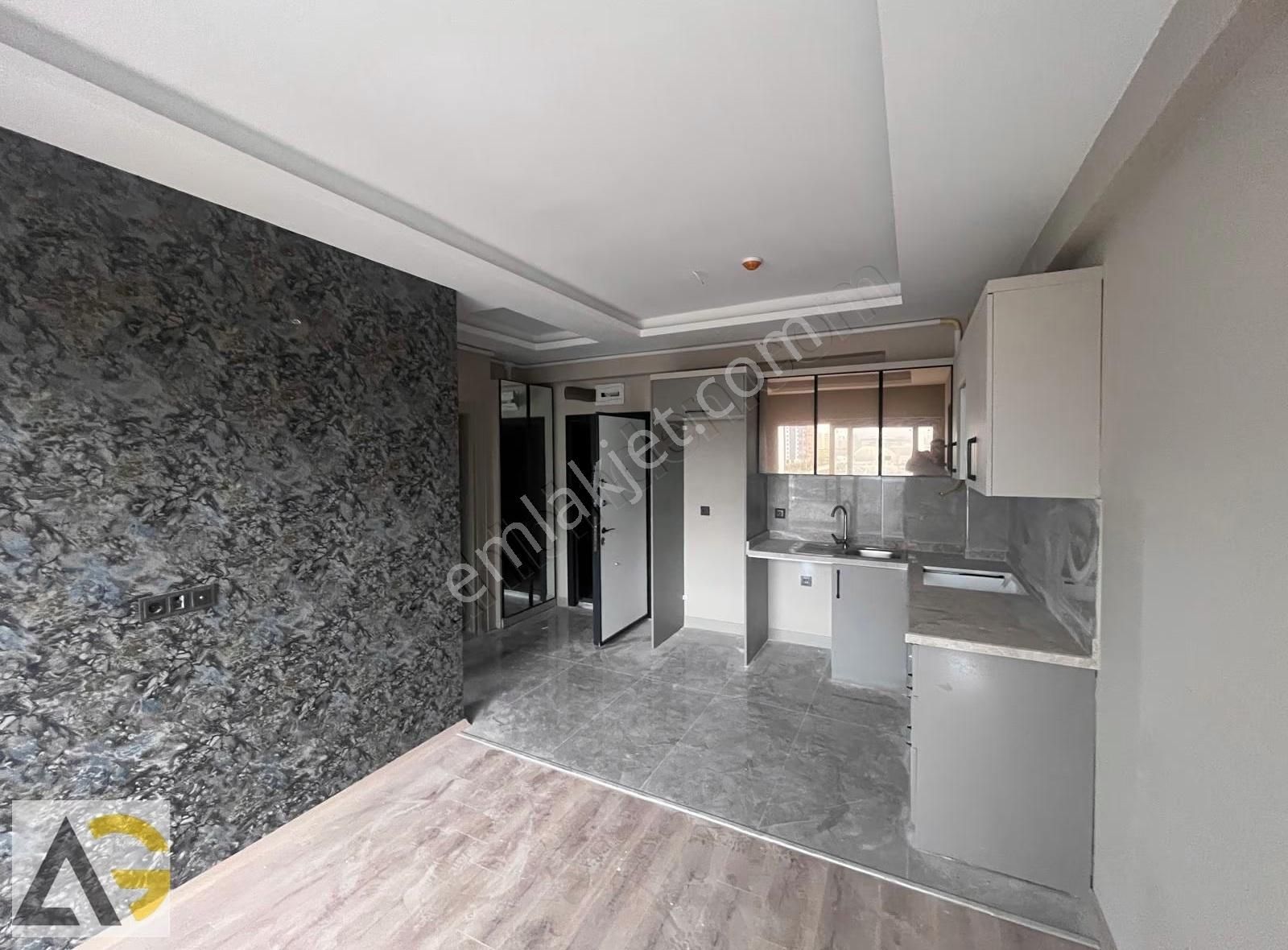 Aura Dan Mezitlide Kiralık Eşyalı 1+1 Daire - Görsel 11