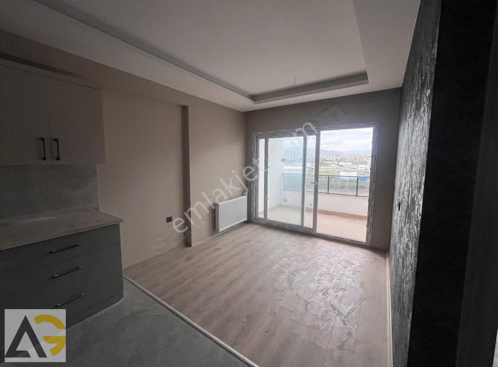 Aura Dan Mezitlide Kiralık Eşyalı 1+1 Daire - Görsel 6