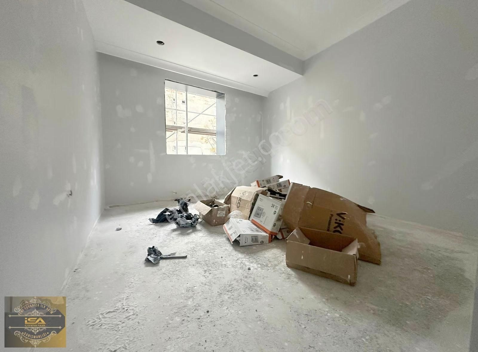 İsa Gayrimenkul Den Dereyolu Cadde Üzeri Otoparklı 2+1 7. Kat - Görsel 9