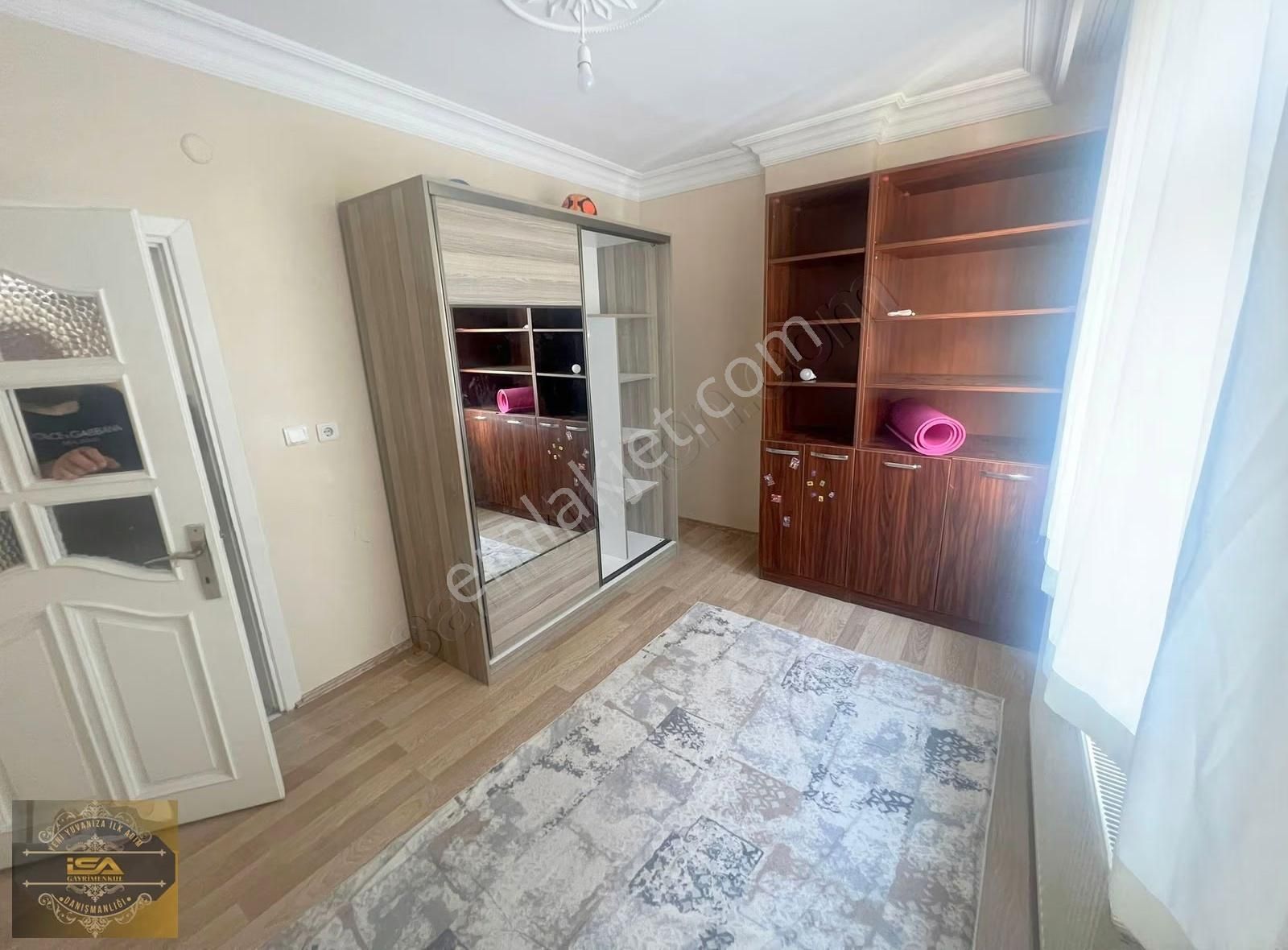 İsa Gayrimenkulden Safa Hastanesi Yakını Full Eşyalı Kiralık 3+1 - Görsel 17