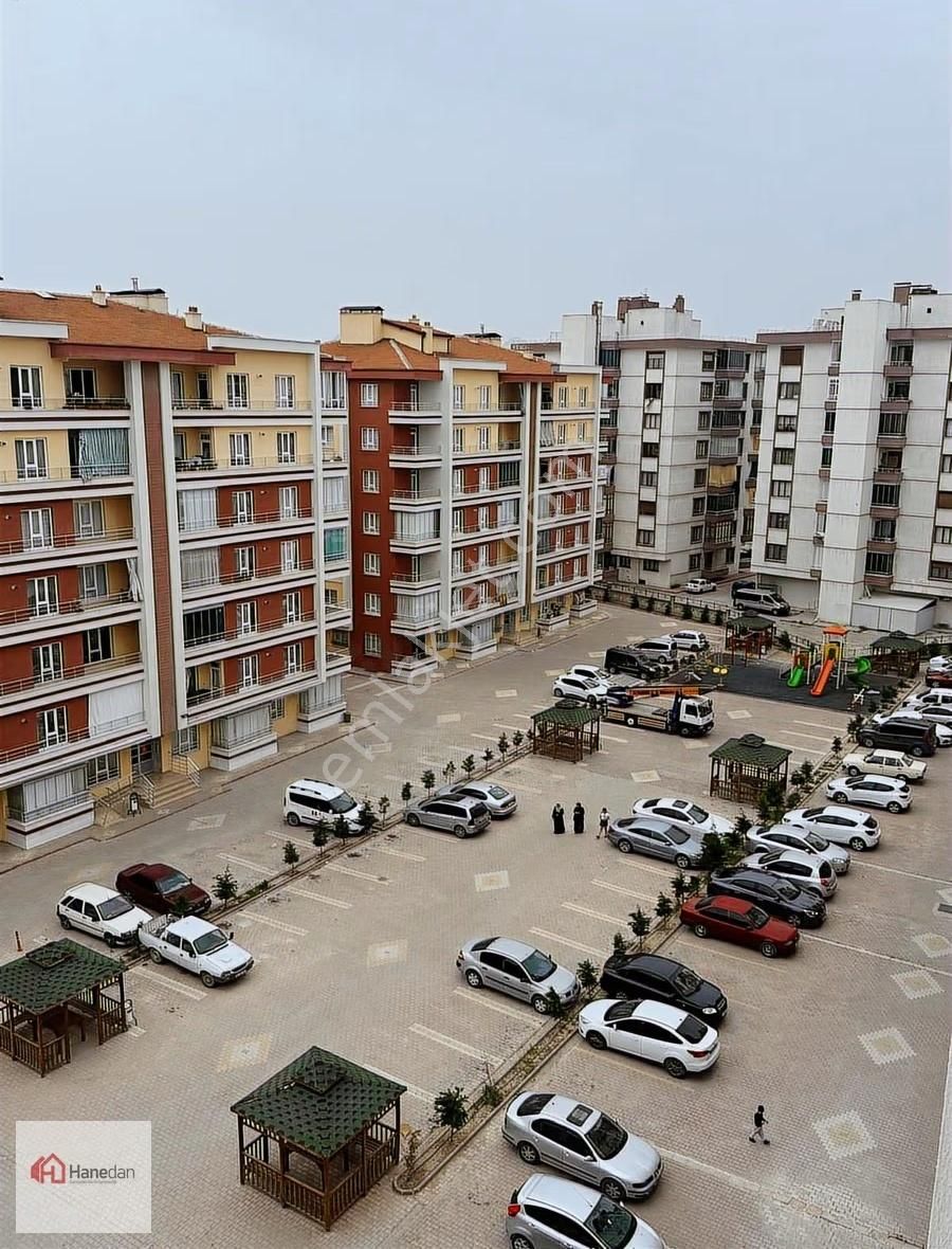 Hanedan'dan, Karatay, Başak Caddesi 3+1 Satılık Bakımlı Daire - Görsel 13