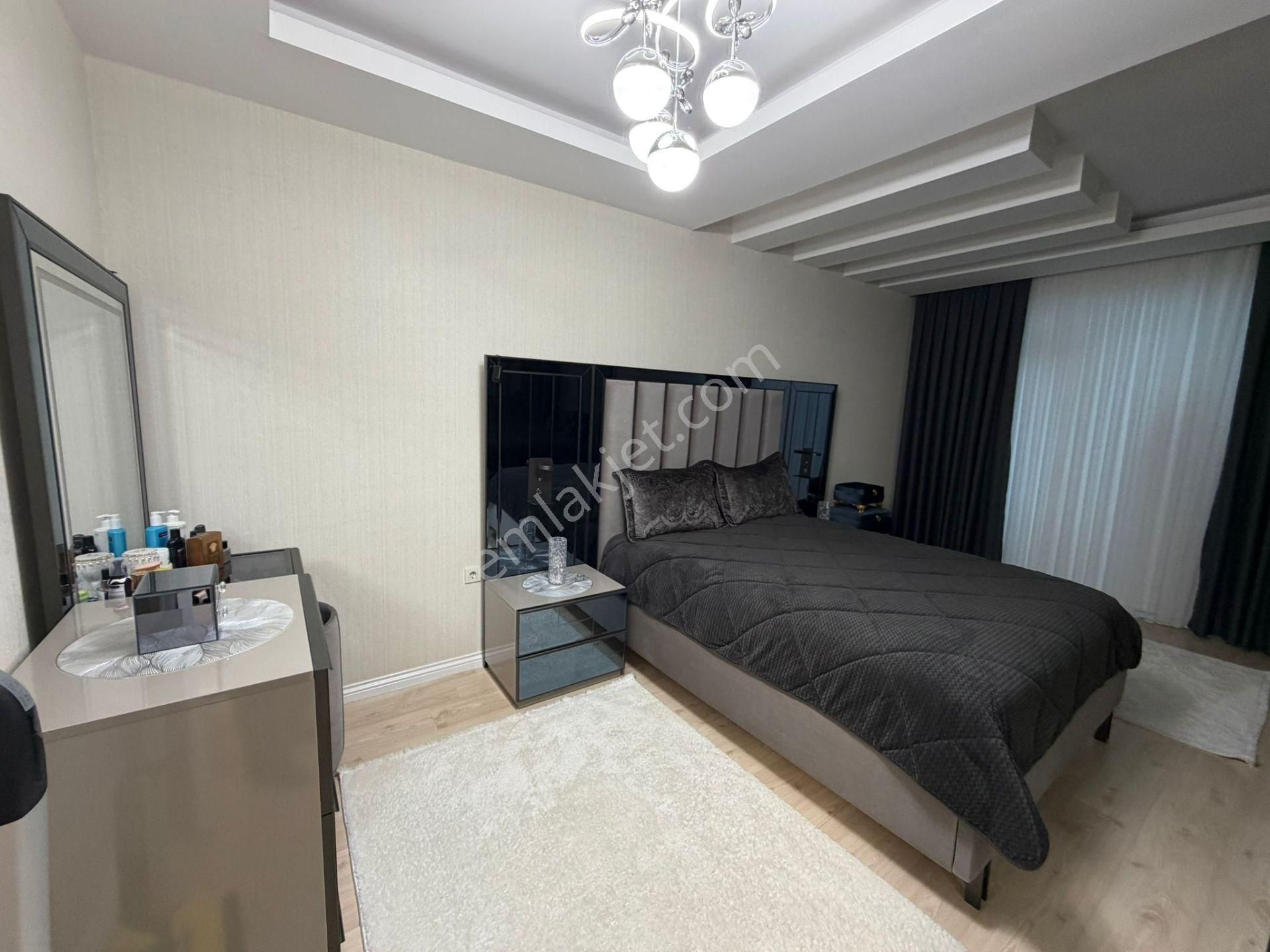 Otogar Arkası Şehir Hastanesi Civarı 117 Net Havuzlu Lüx Daire - Görsel 8